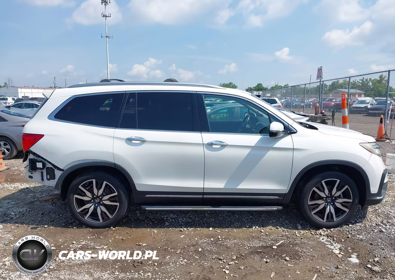 2019 Honda Pilot Elite VIN:5FNYF6H05KB061244 - 14