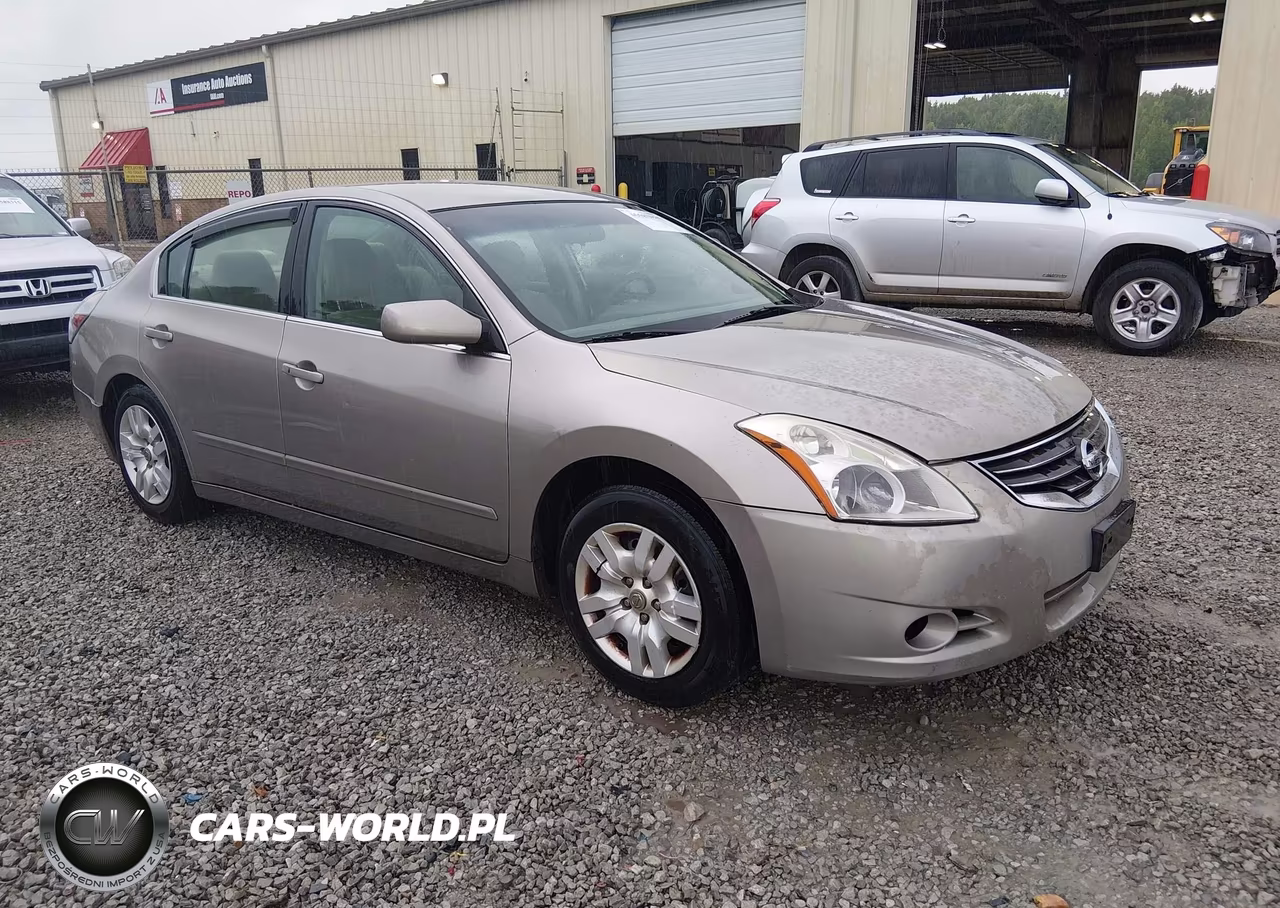 2012 Nissan Altima 2.5 S – zdjęcie 1 z 11