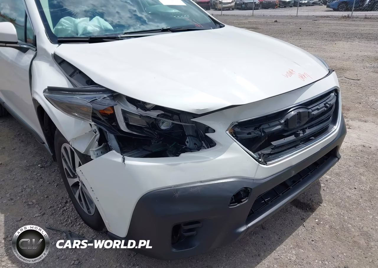 2020 Subaru Outback Premium VIN:4S4BTACC0L3255578 - 6