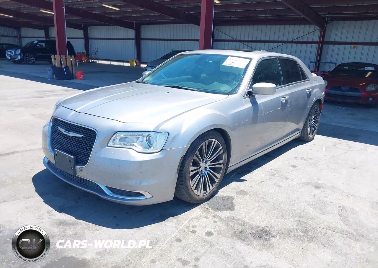 2015 Chrysler 300 Limited VIN:2C3CCAAG1FH872055 - 2