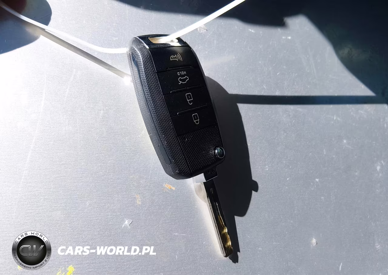 2016 Kia Soul VIN:KNDJN2A2XG7399681 - 11