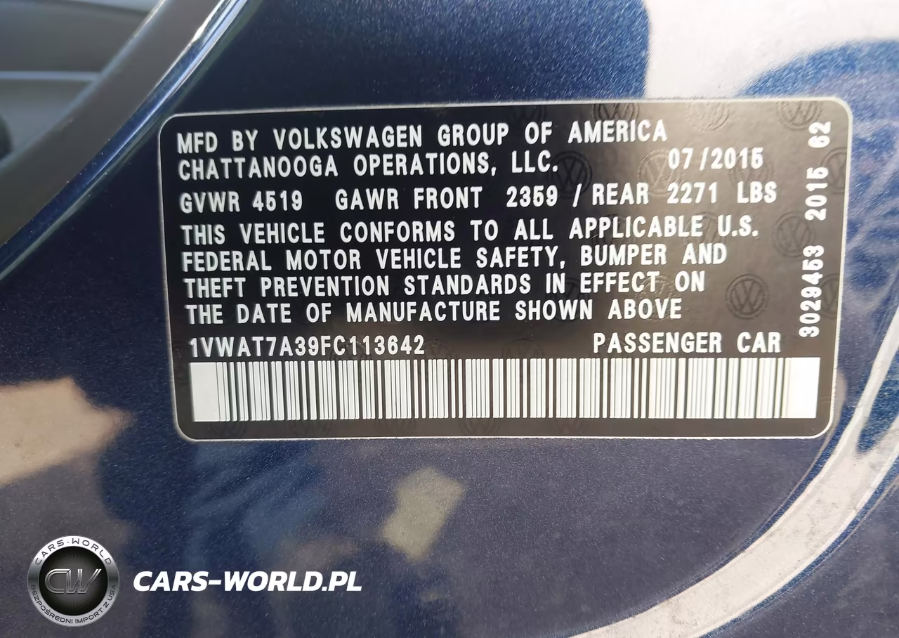 2015 Volkswagen Passat 1.8T Limited Edition VIN:1VWAT7A39FC113642 - 9