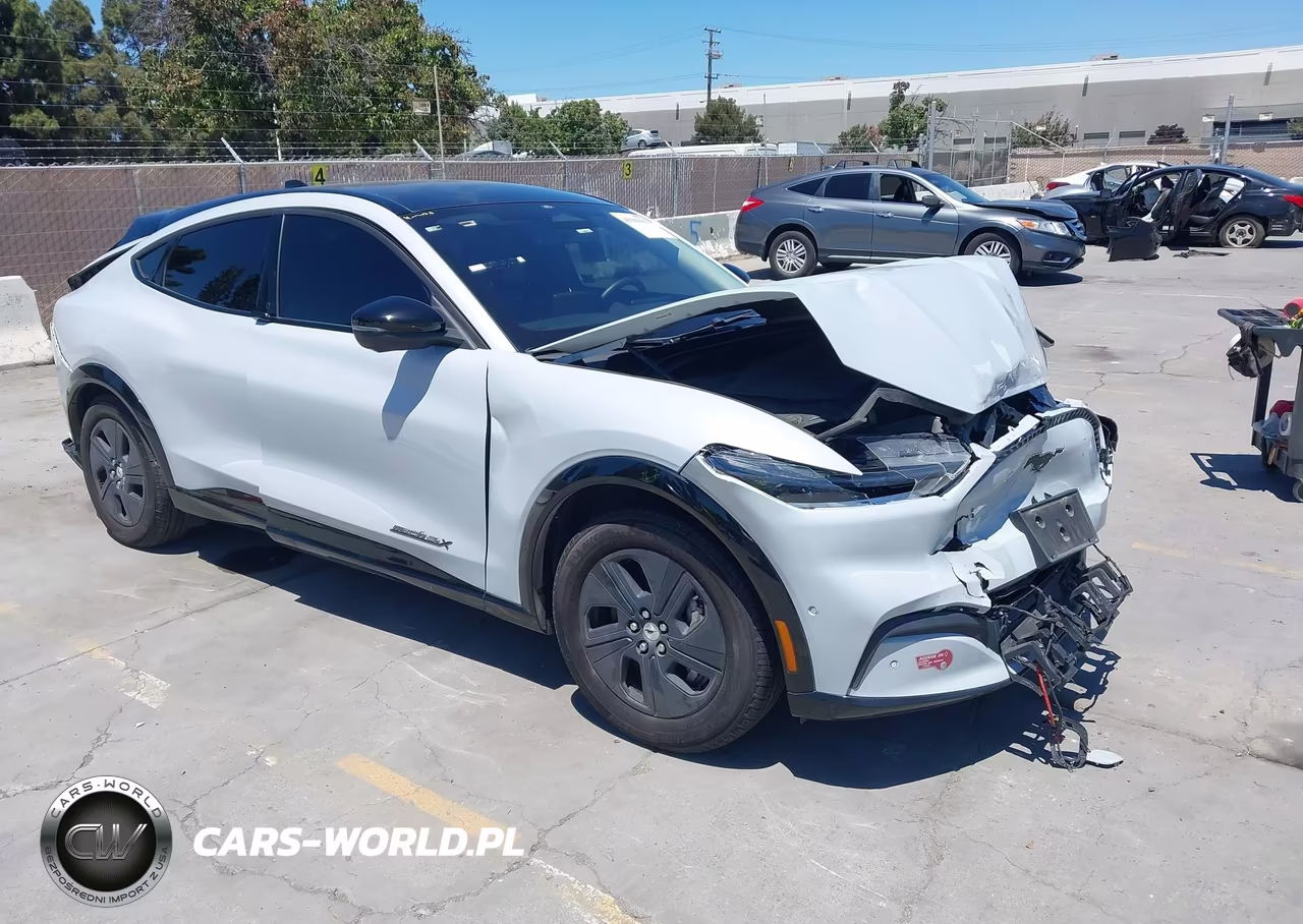 2023 Ford Mustang Mach-E California Route 1 – zdjęcie 1 z 19
