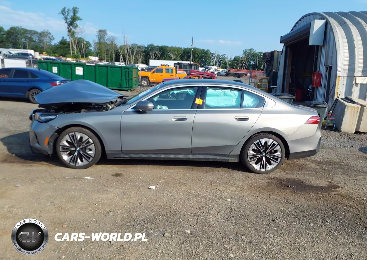 2024 BMW 530I xDrive VIN:WBA53FJ09RCR27991 - 14