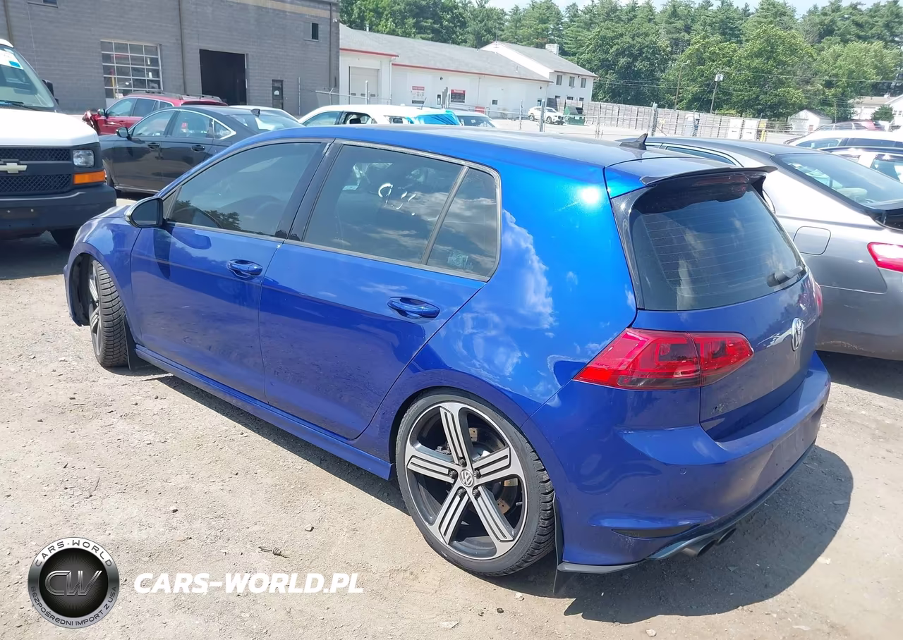 2015 Volkswagen Golf R 4-Door VIN:WVWLF7AU4FW181096 - 3