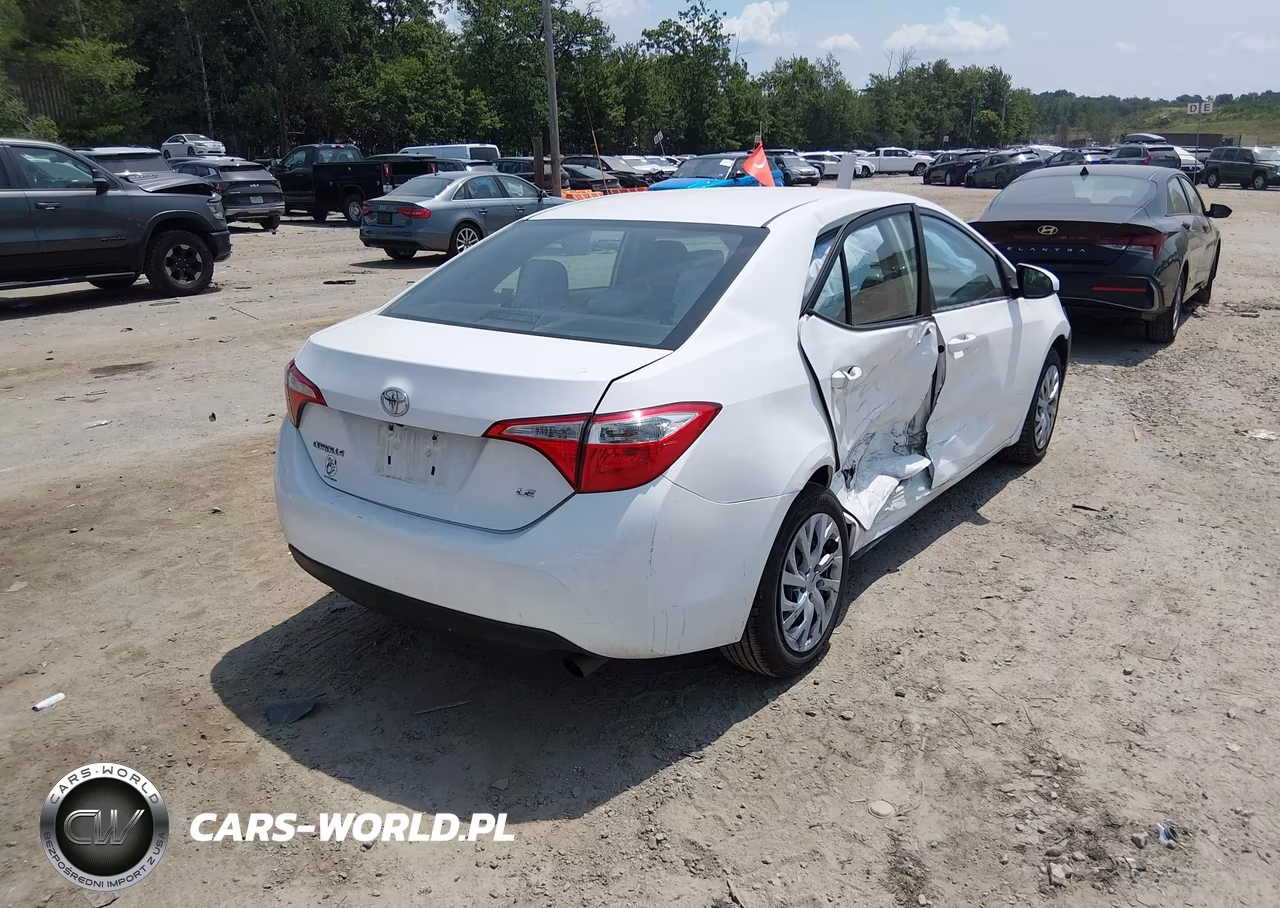 2016 Toyota Corolla Le VIN:2T1BURHE4GC680650 - 4