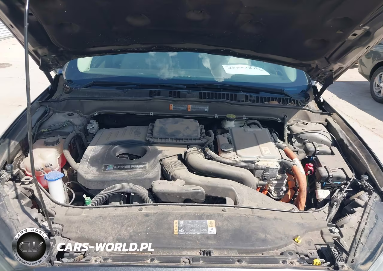 2018 Ford Fusion Hybrid S VIN:3FA6P0UU0JR100884 - 10