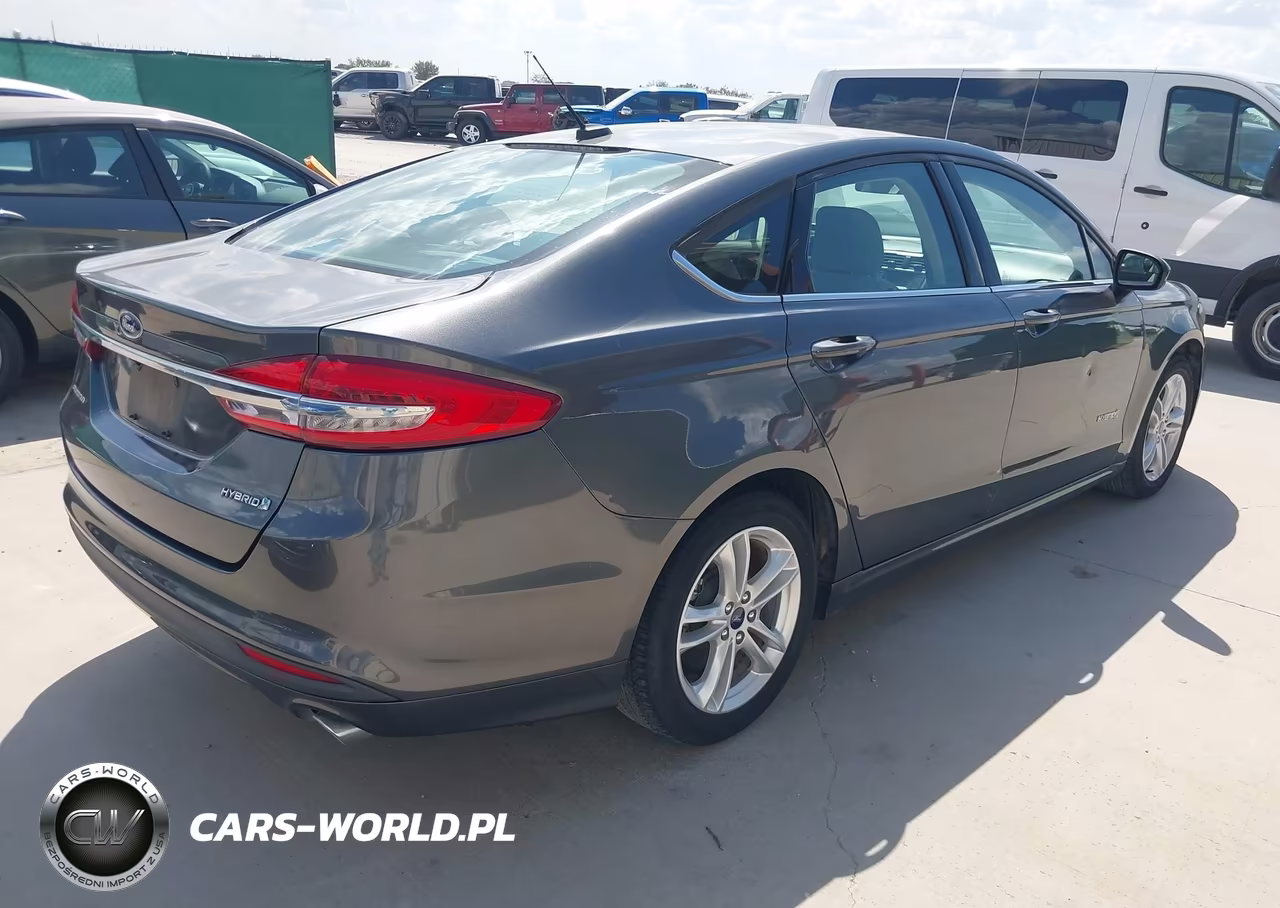 2018 Ford Fusion Hybrid S VIN:3FA6P0UU0JR100884 - 4