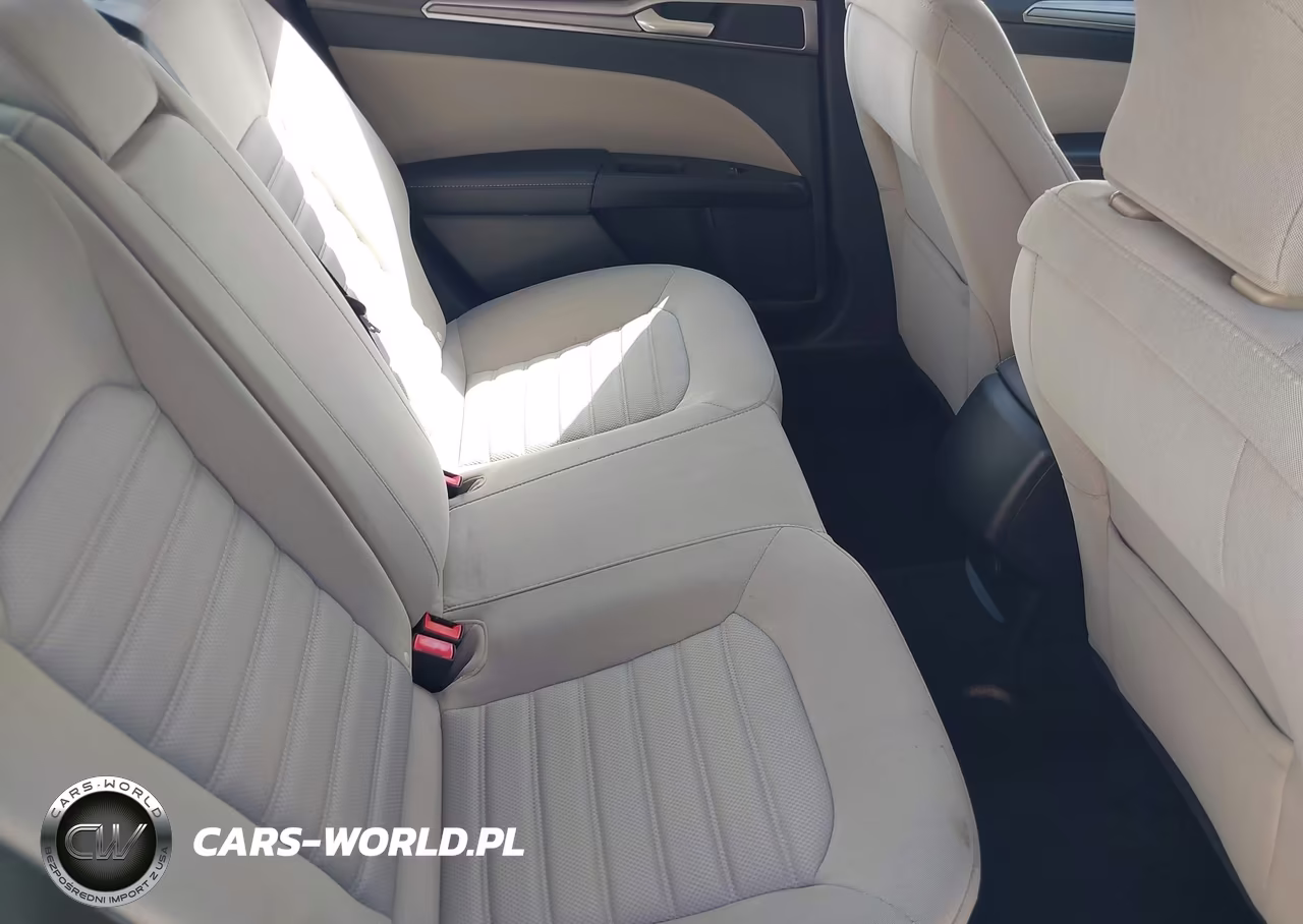 2018 Ford Fusion Hybrid S VIN:3FA6P0UU0JR100884 - 8