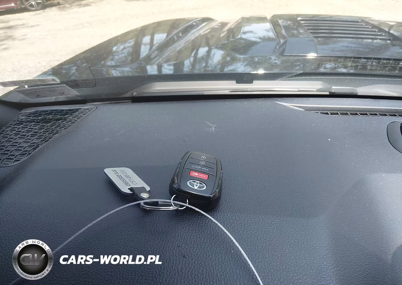 2026 Toyota Tacoma Trd Sport VIN:3TMLB5JN5TM245201 - 11