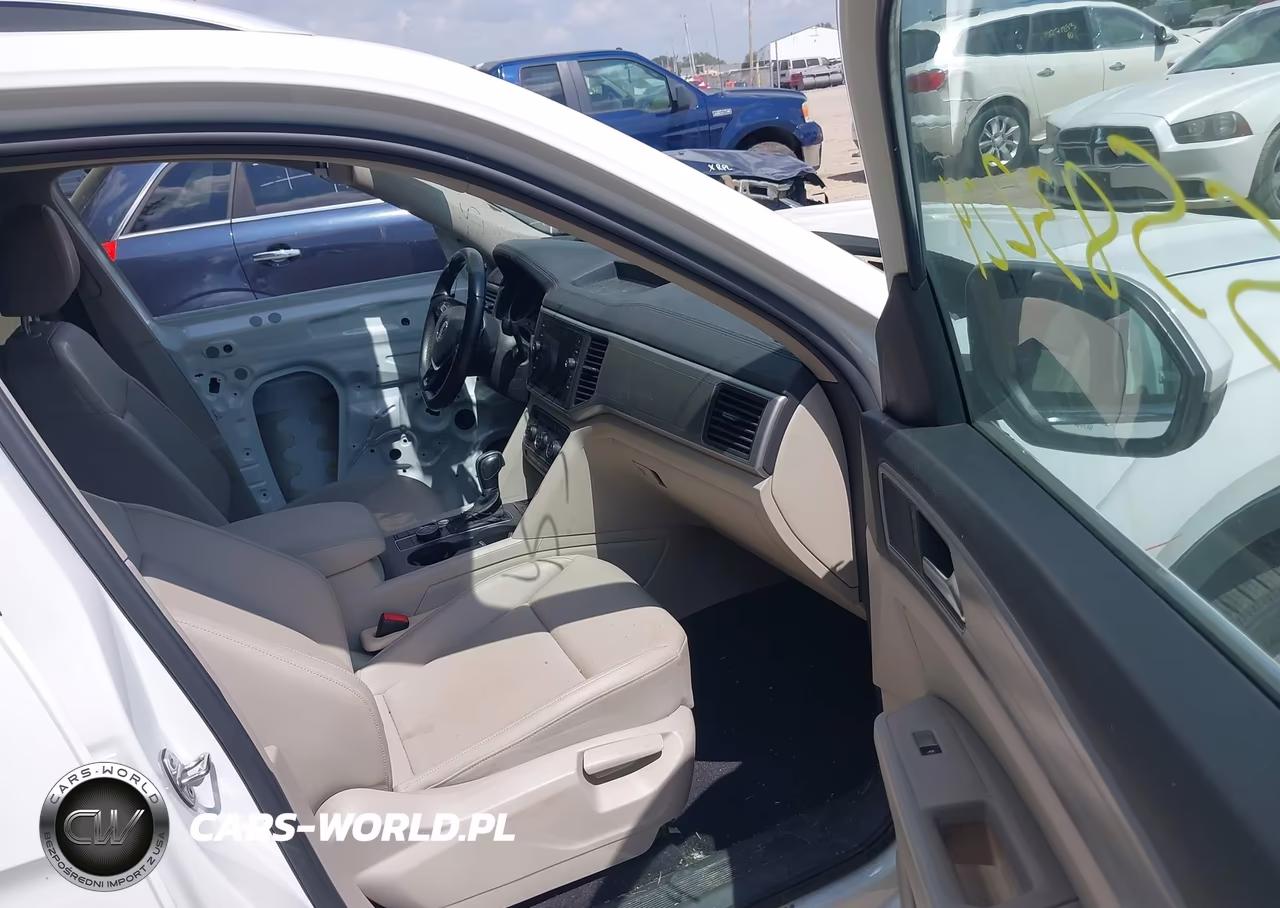 2019 Volkswagen Atlas 3.6L V6 Se VIN:1V2LR2CA6KC602419 - 5