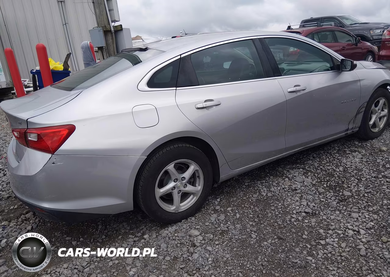 2017 Chevrolet Malibu 1Lt VIN:1G1ZE5ST7HF225613 - 4