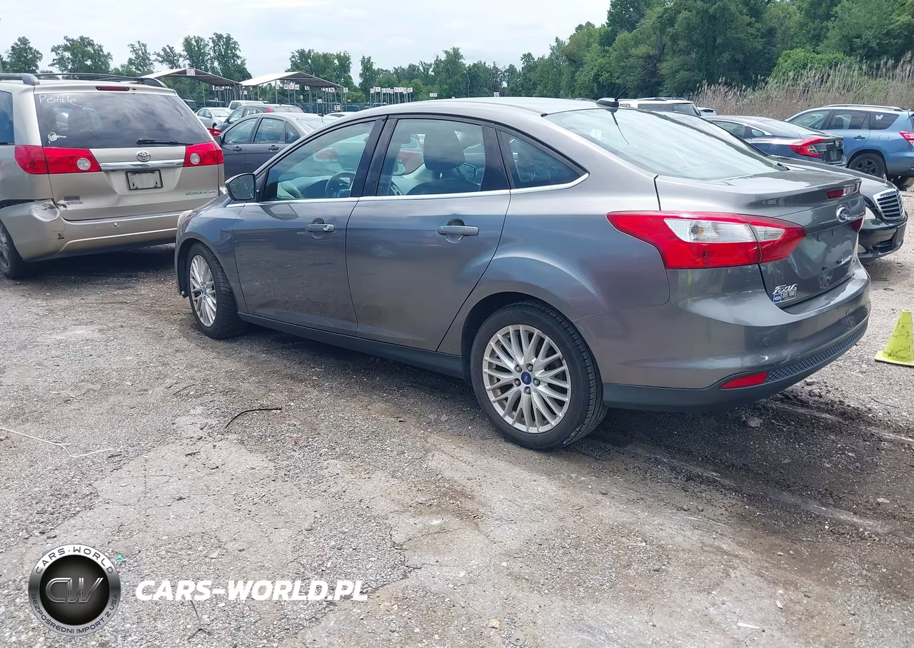 2012 Ford Focus Sel VIN:1FAHP3H28CL276179 - 3