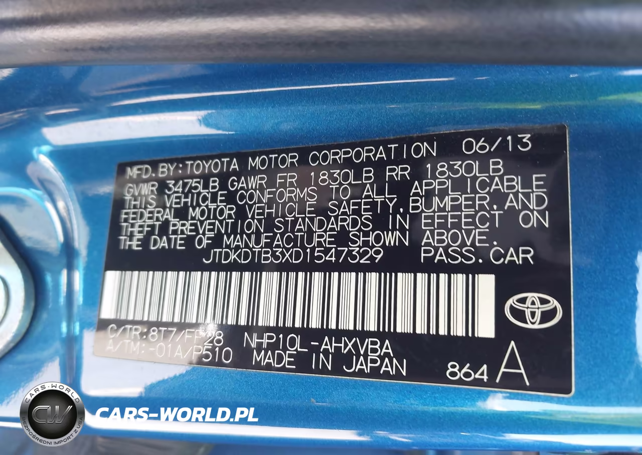 2013 Toyota Prius C Two VIN:JTDKDTB3XD1547329 - 9