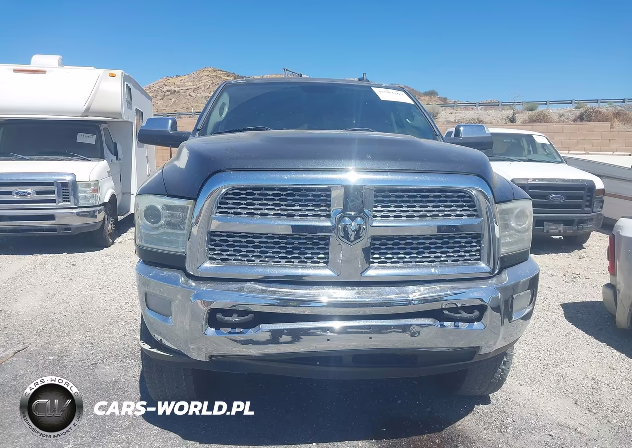 2014 Ram 2500 Laramie VIN:3C6UR5FL5EG165123 - 12