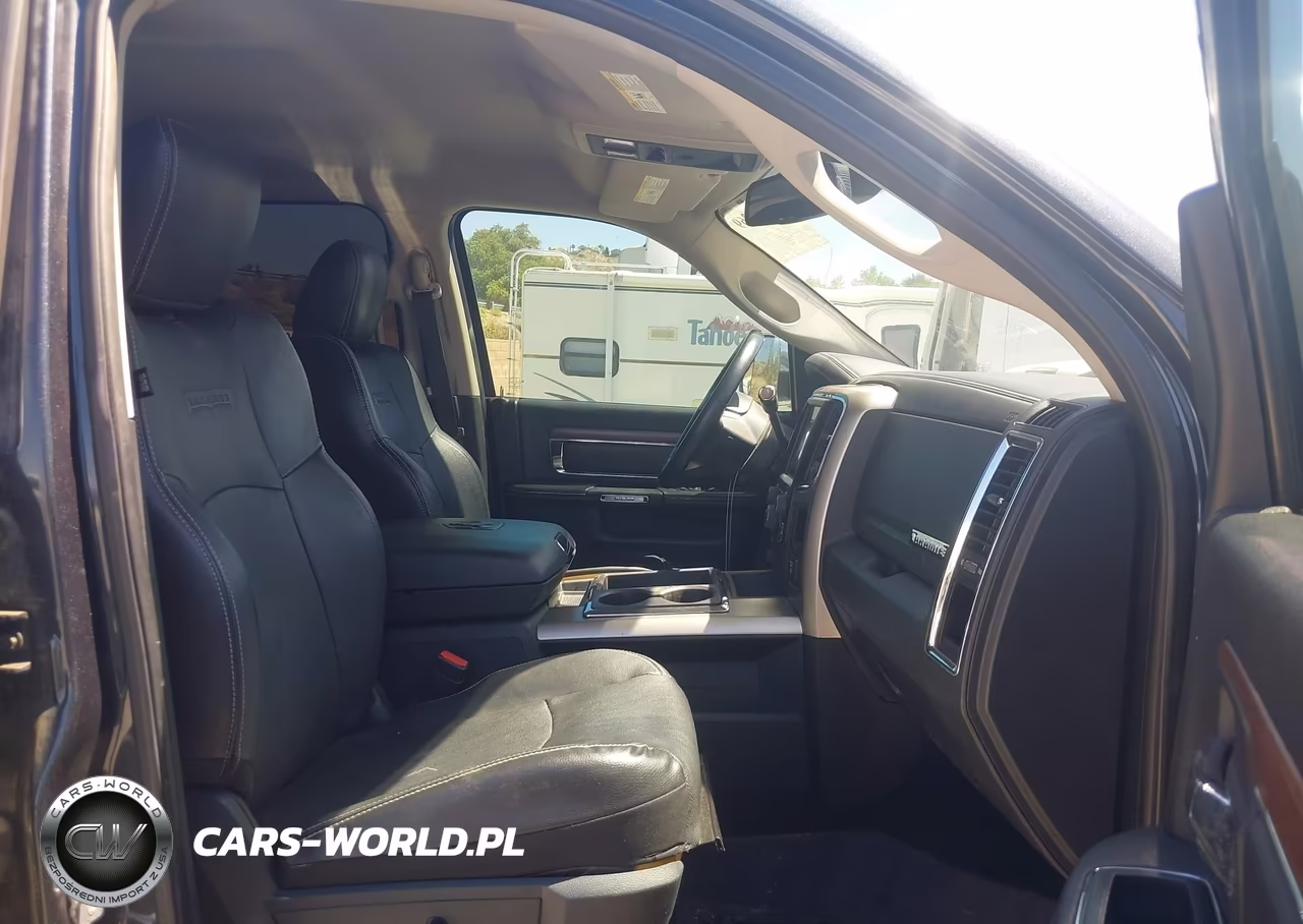 2014 Ram 2500 Laramie VIN:3C6UR5FL5EG165123 - 5