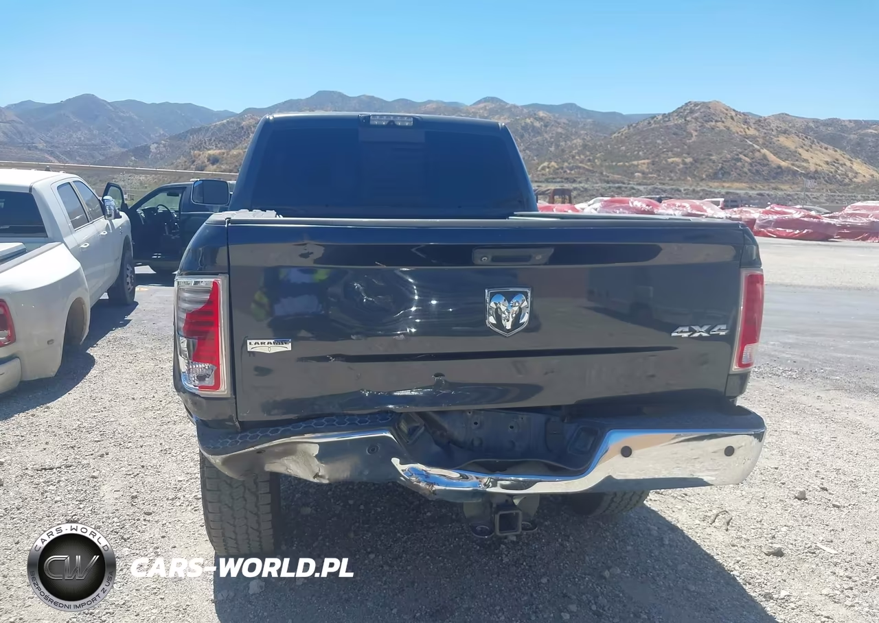 2014 Ram 2500 Laramie VIN:3C6UR5FL5EG165123 - 6