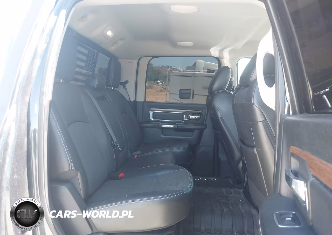 2014 Ram 2500 Laramie VIN:3C6UR5FL5EG165123 - 8
