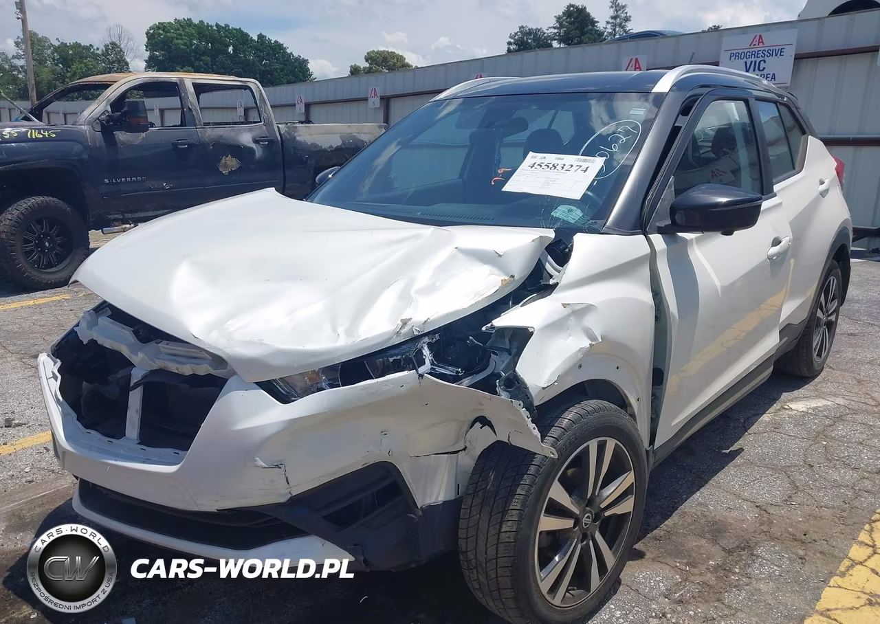 2018 Nissan Kicks Sr VIN:3N1CP5CU4JL513165 - 6