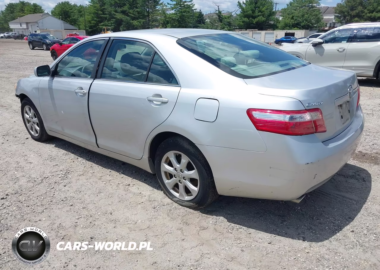 2008 Toyota Camry Le VIN:4T1BK46KX8U565360 - 3