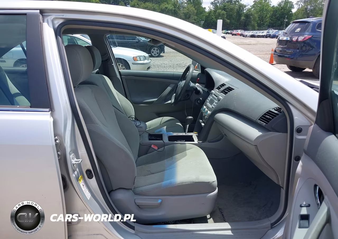 2008 Toyota Camry Le VIN:4T1BK46KX8U565360 - 5