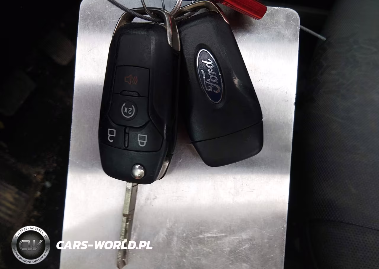 2019 Ford F-150 Xlt VIN:1FTEW1E55KFC18000 - 11