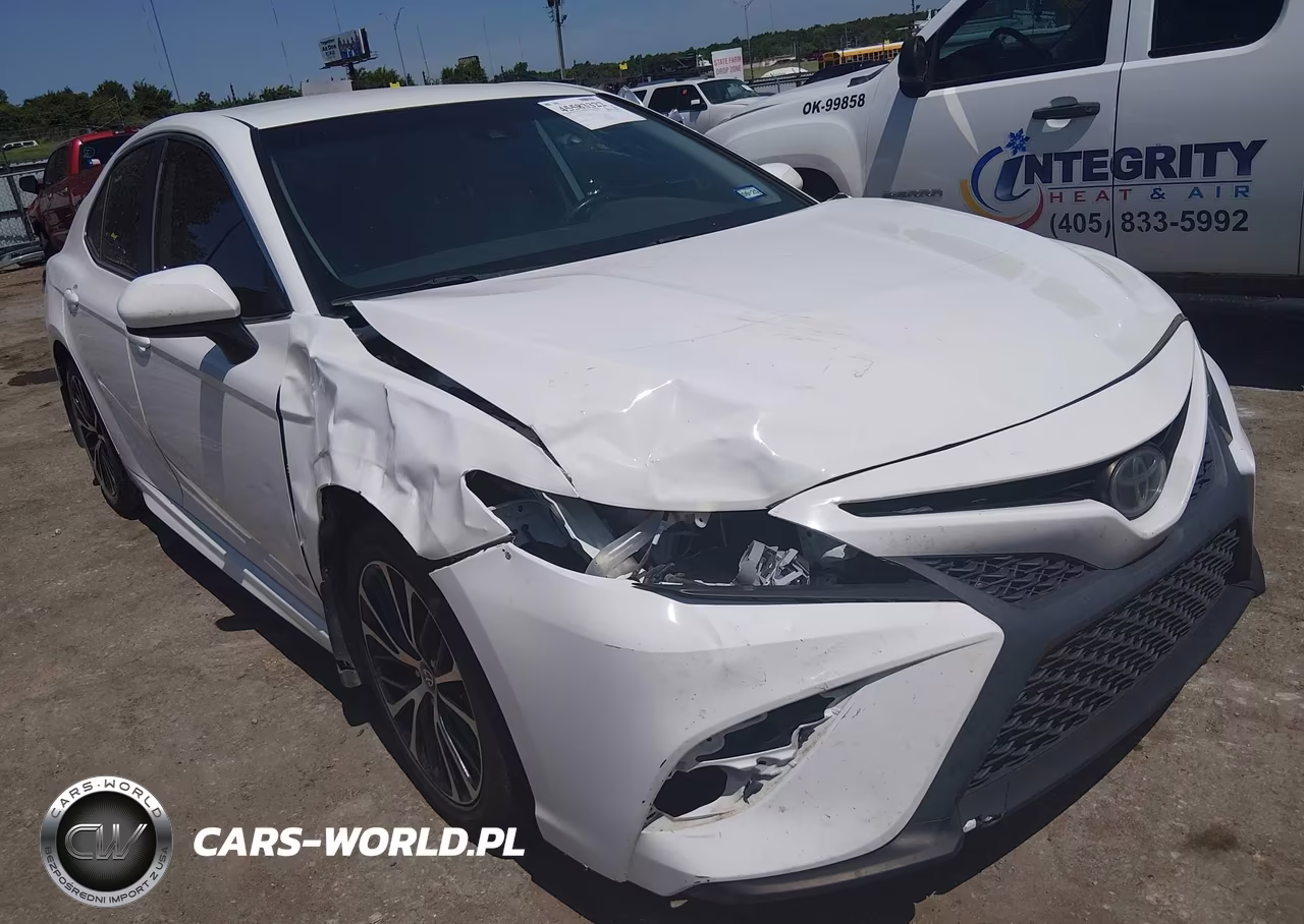 2020 Toyota Camry Se