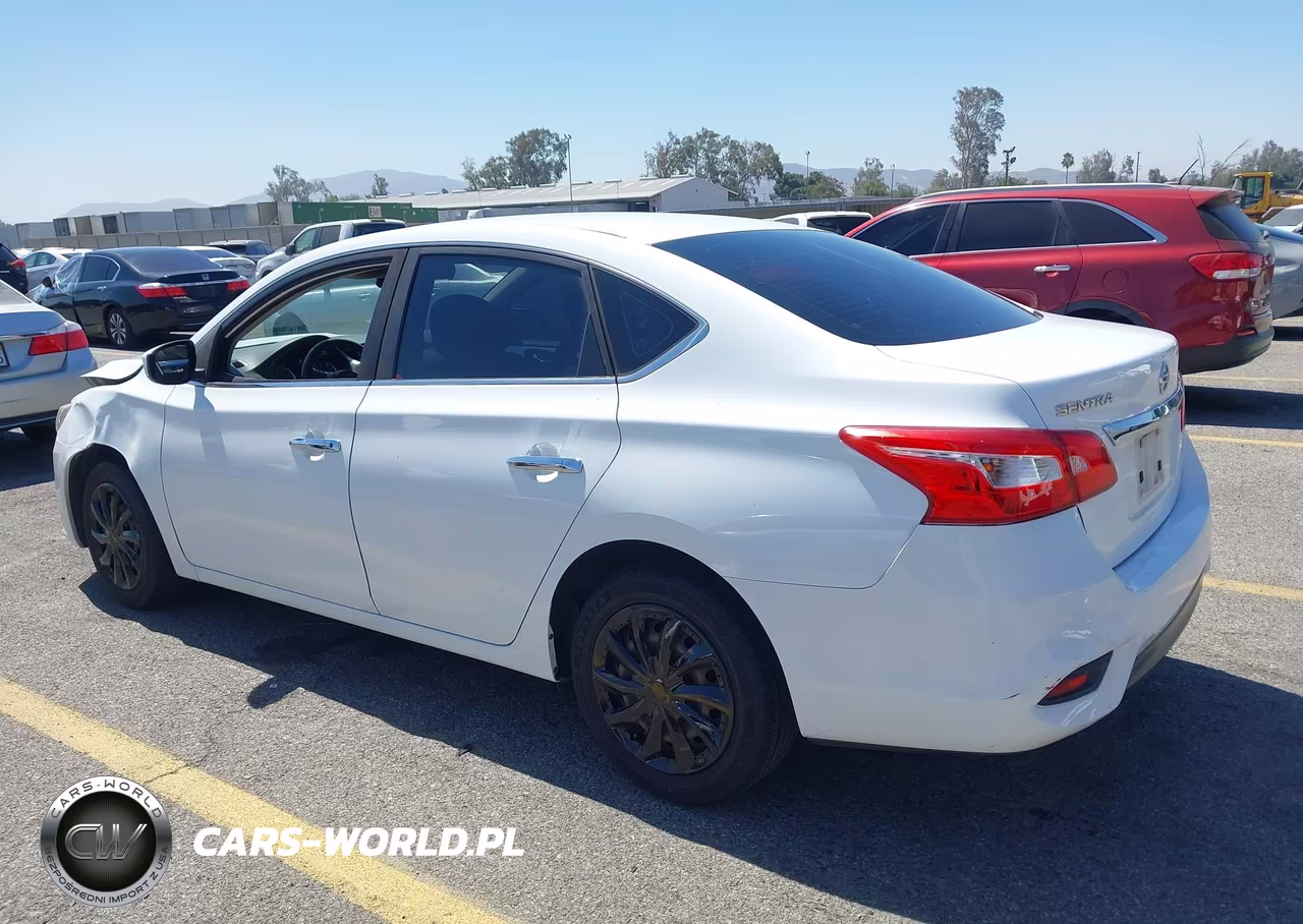 2018 Nissan Sentra S VIN:3N1AB7AP6JY204217 - 3