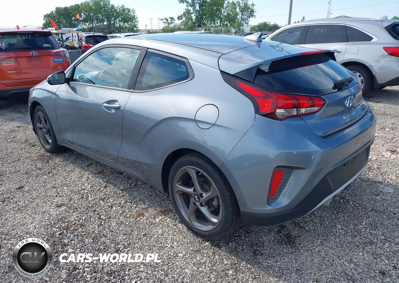 2019 Hyundai Veloster 2.0 VIN:KMHTG6AF6KU016872 - 3