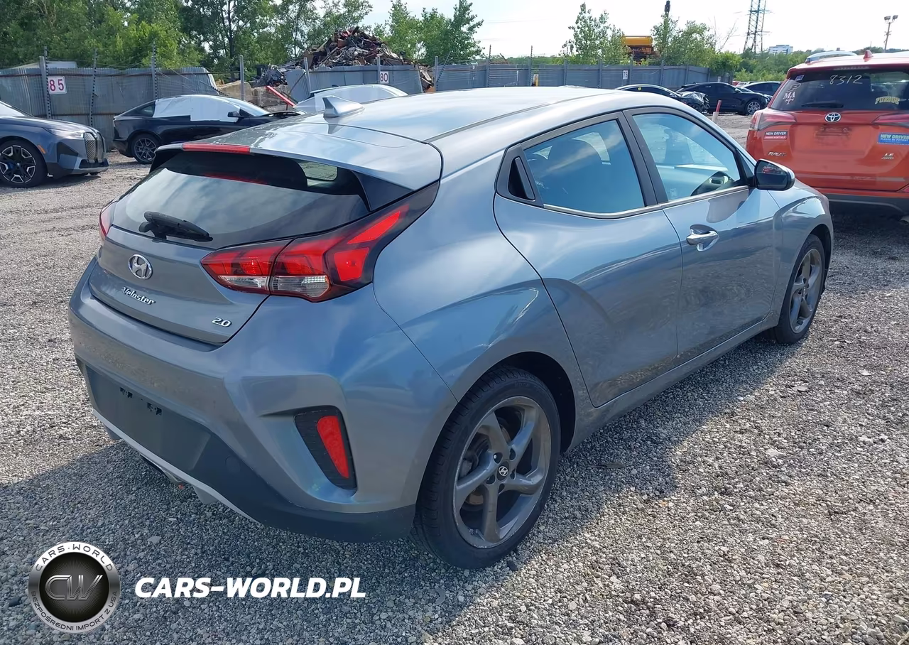 2019 Hyundai Veloster 2.0 VIN:KMHTG6AF6KU016872 - 4