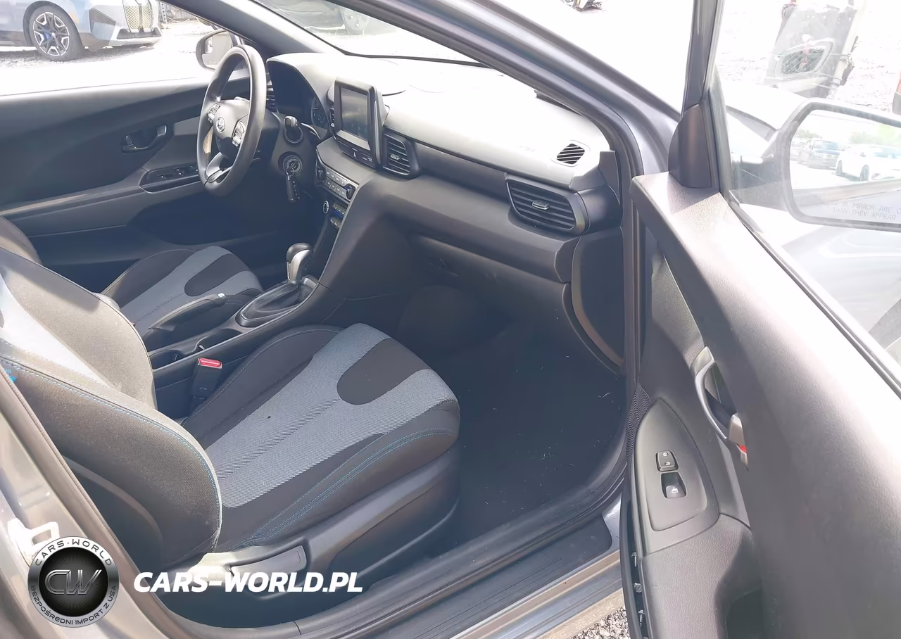 2019 Hyundai Veloster 2.0 VIN:KMHTG6AF6KU016872 - 5