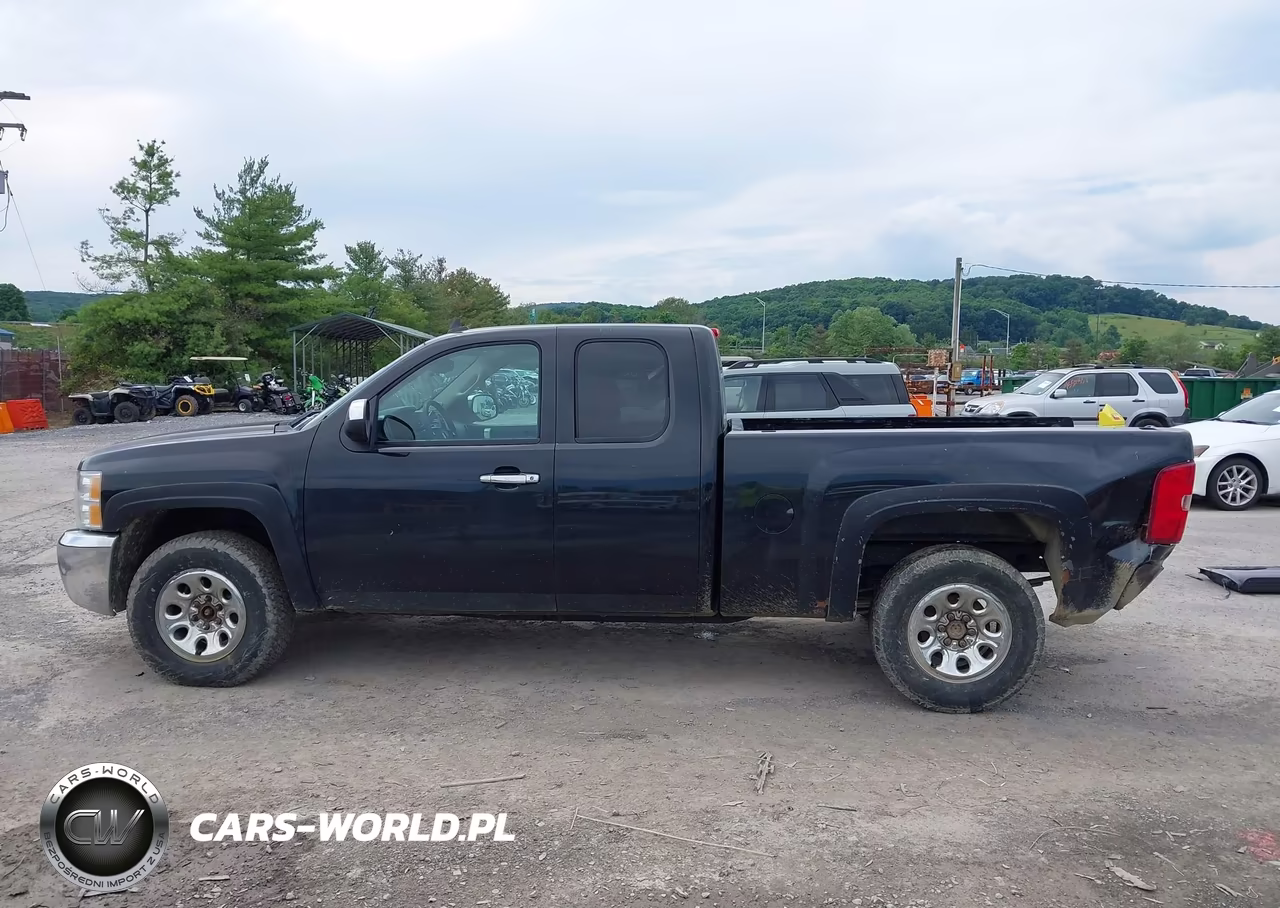 2012 Chevrolet Silverado 1500 Ls VIN:1GCRKREA2CZ241713 - 15
