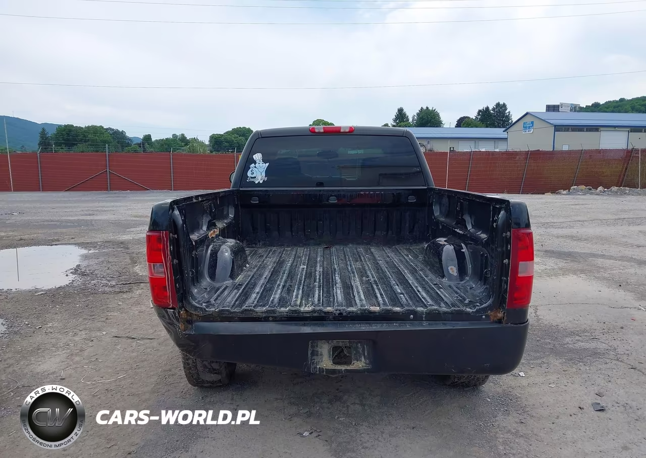 2012 Chevrolet Silverado 1500 Ls VIN:1GCRKREA2CZ241713 - 17