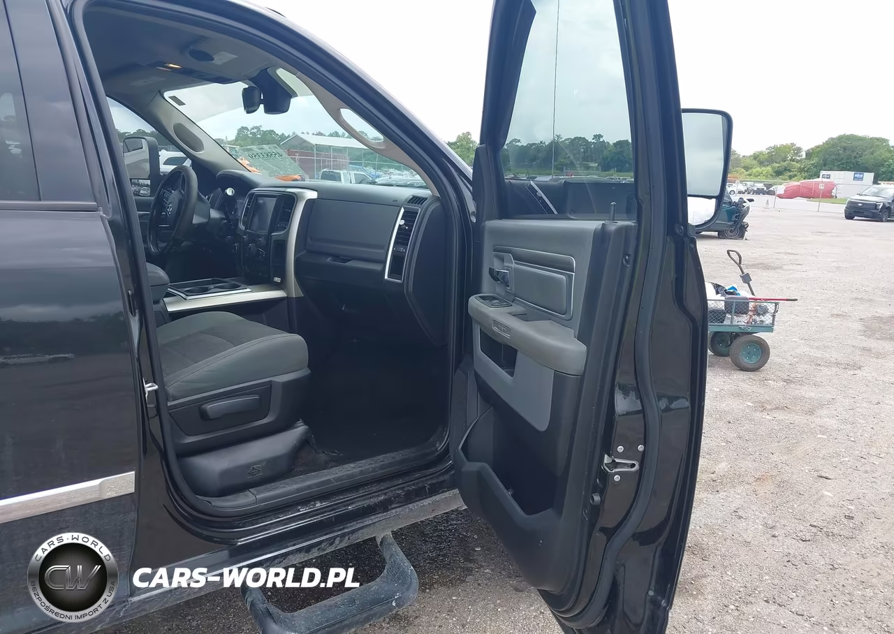 2015 Ram 3500 Big Horn VIN:3C63RRHL8FG678500 - 5
