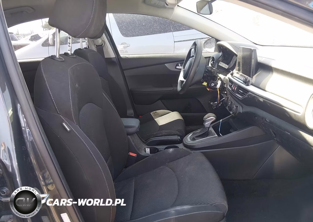 2021 Kia Forte Fe VIN:3KPF24AD5ME300241 - 5