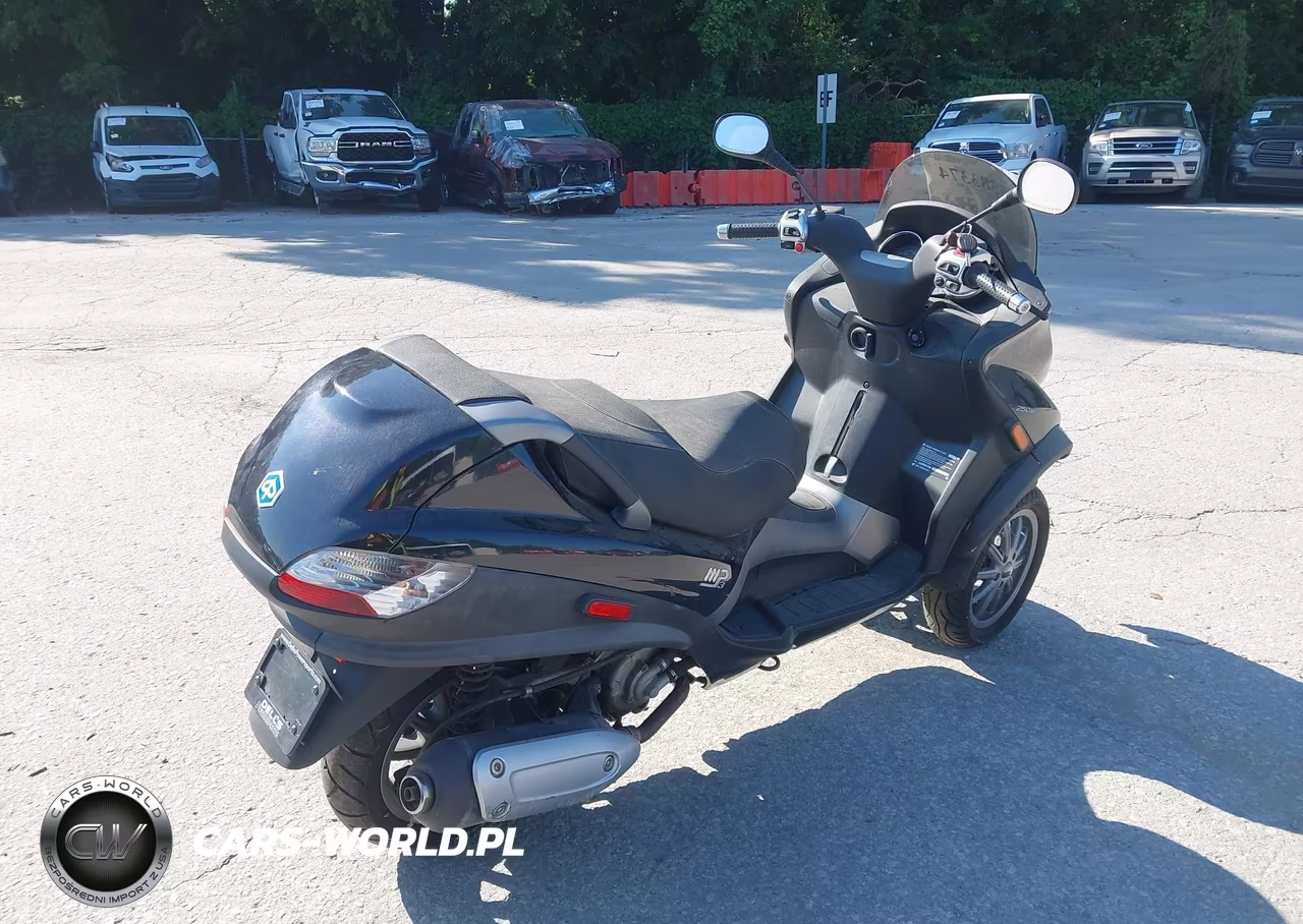 2007 Piaggio Mp3 VIN:ZAPM479M975002006 - 4