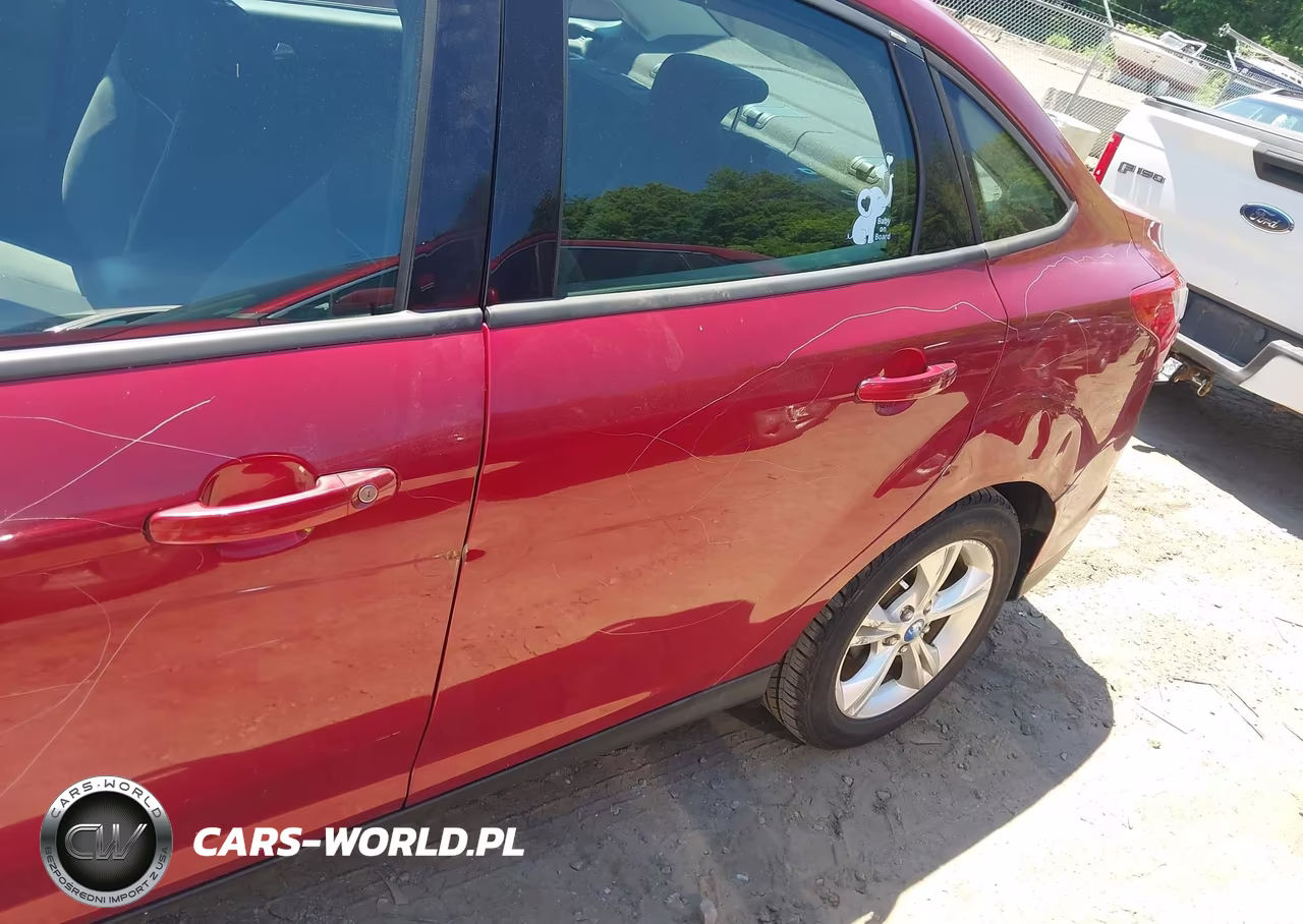 2013 Ford Focus Se VIN:1FADP3F24DL173747 - 6