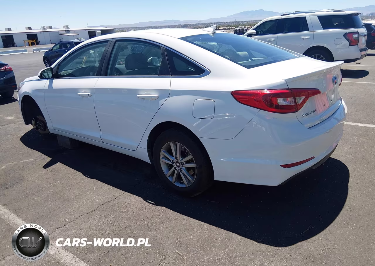 2017 Hyundai Sonata VIN:5NPE24AF1HH560649 - 3