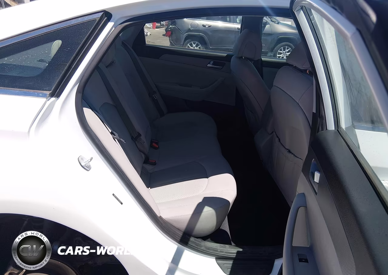 2017 Hyundai Sonata VIN:5NPE24AF1HH560649 - 8