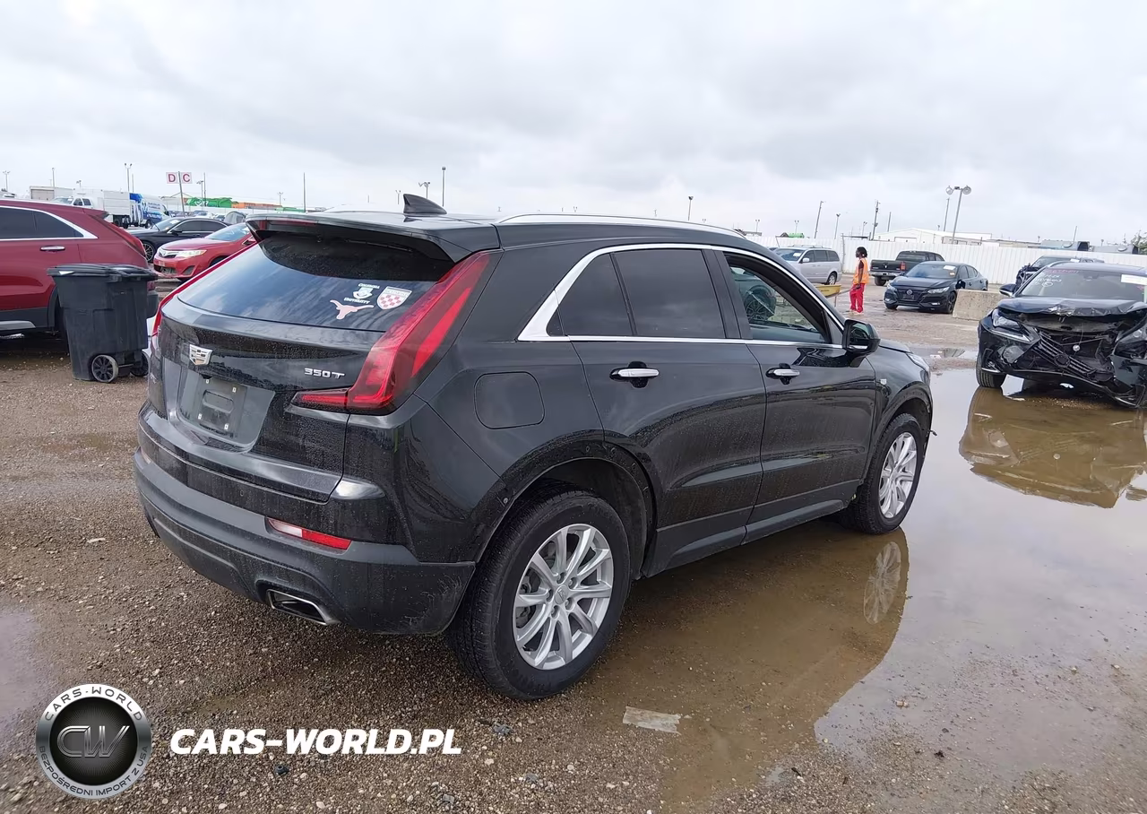 2021 Cadillac Xt4 Fwd Luxury VIN:1GYAZAR43MF022996 - 4