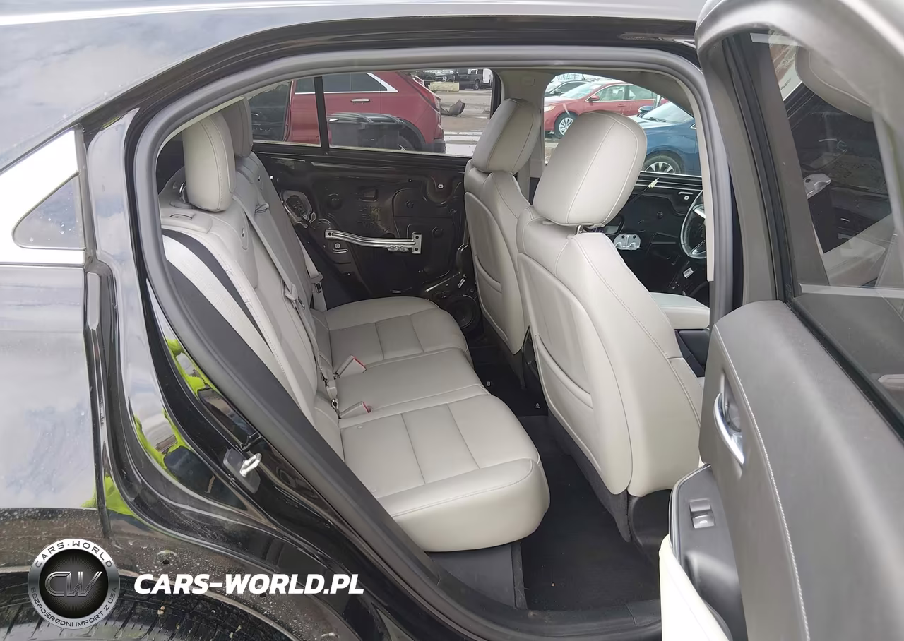 2021 Cadillac Xt4 Fwd Luxury VIN:1GYAZAR43MF022996 - 8