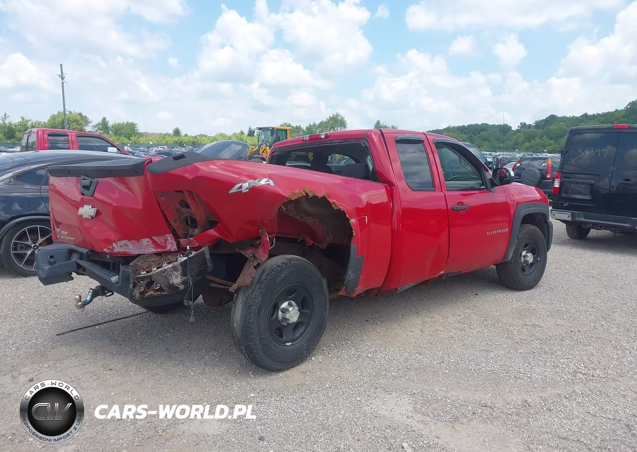 2008 Chevrolet Silverado 1500 Work Truck VIN:2GCEK190081251500 - 4