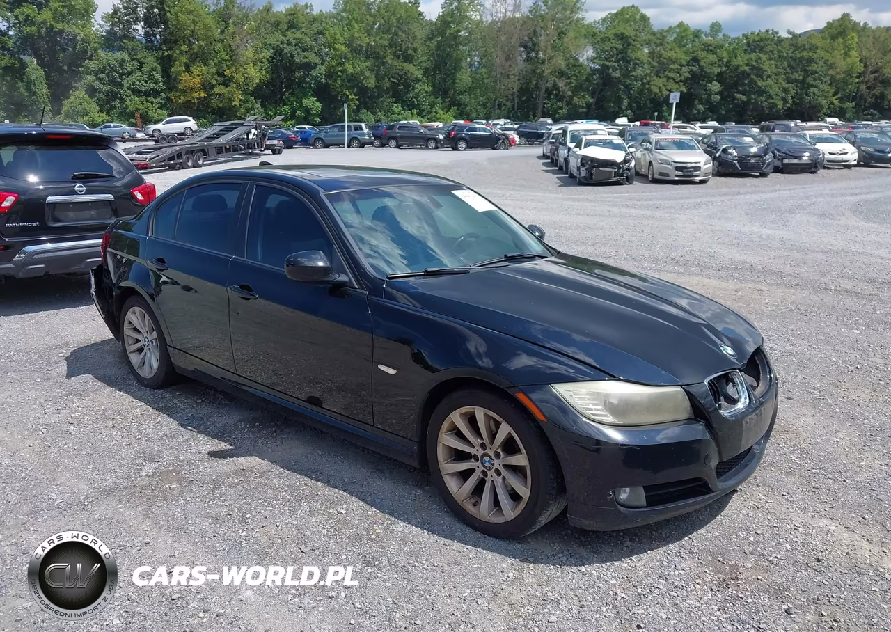 2011 BMW 328I – zdjęcie 1 z 17