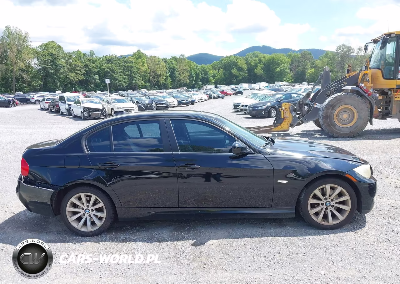 2011 BMW 328I VIN:WBAPH5C54BA443709 - 14