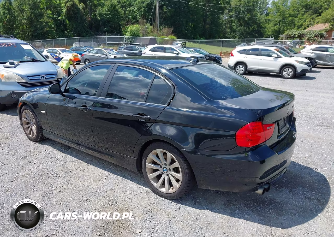 2011 BMW 328I VIN:WBAPH5C54BA443709 - 3