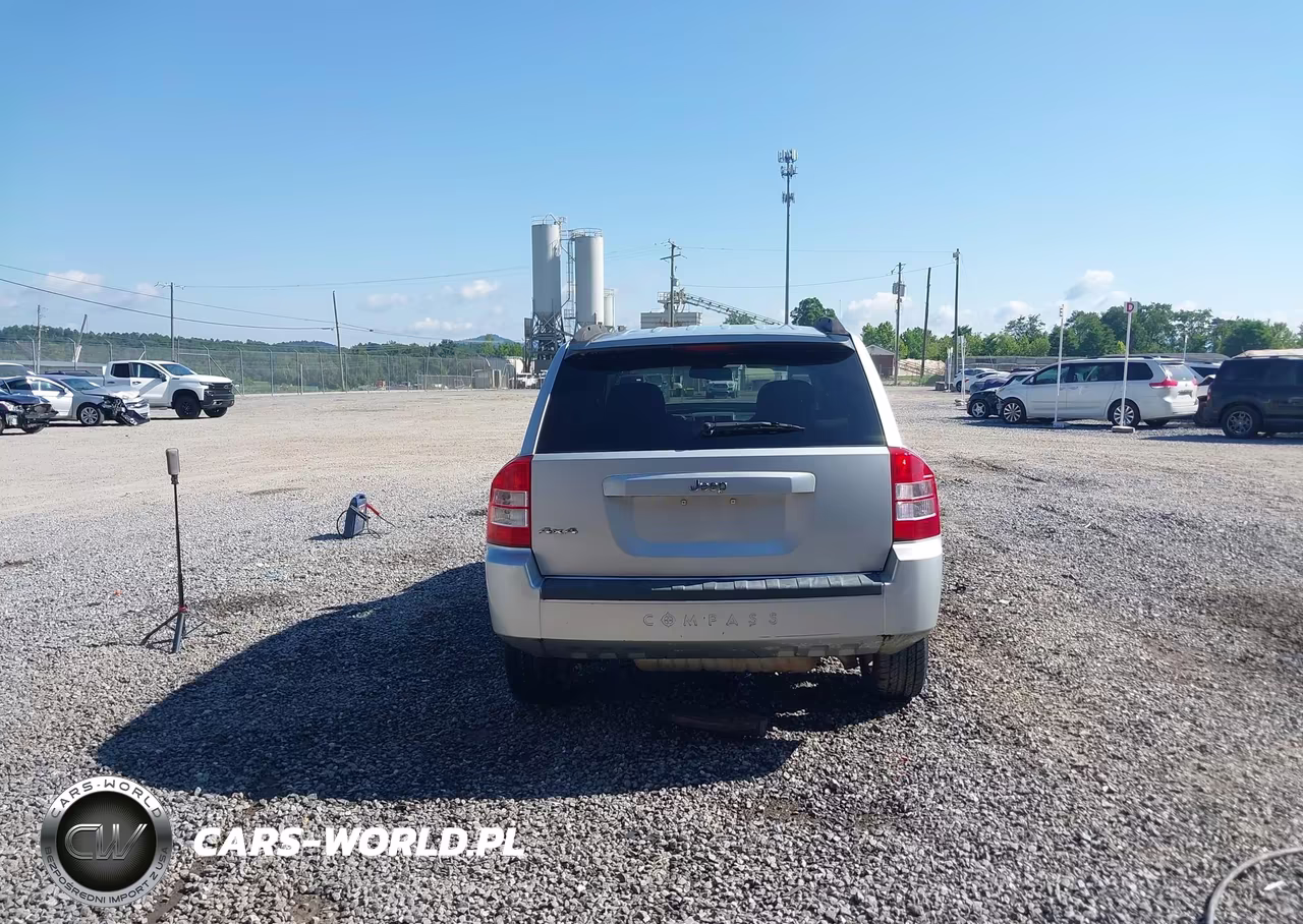 2007 Jeep Compass Sport VIN:1J8FF47W87D165879 - 16