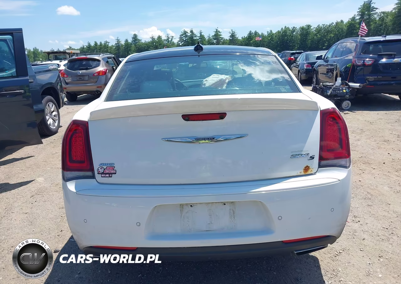 2018 Chrysler 300 300S Awd VIN:2C3CCAGG7JH202154 - 17