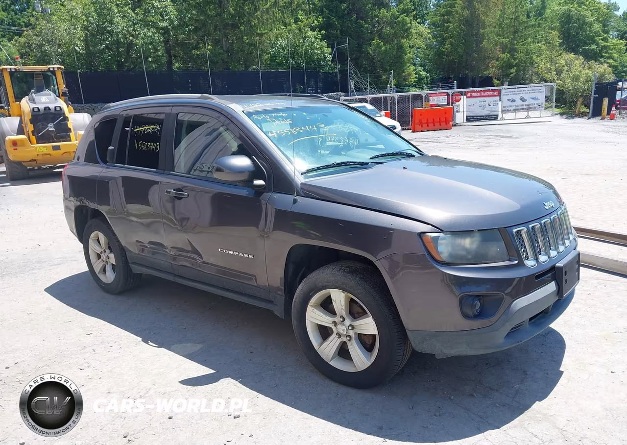 2016 Jeep Compass Latitude – zdjęcie 1 z 15