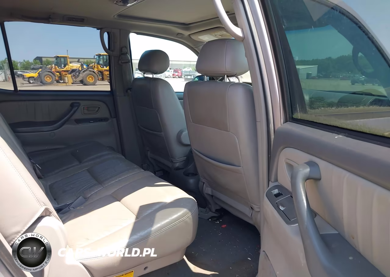2002 Toyota Sequoia Limited V8 VIN:5TDBT48A82S131147 - 8