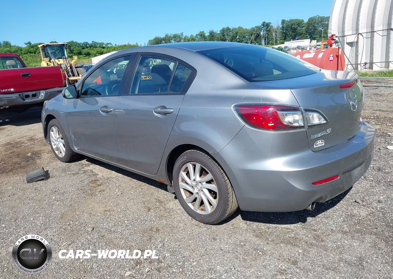 2012 Mazda Mazda3 I Touring VIN:JM1BL1V86C1523686 - 3